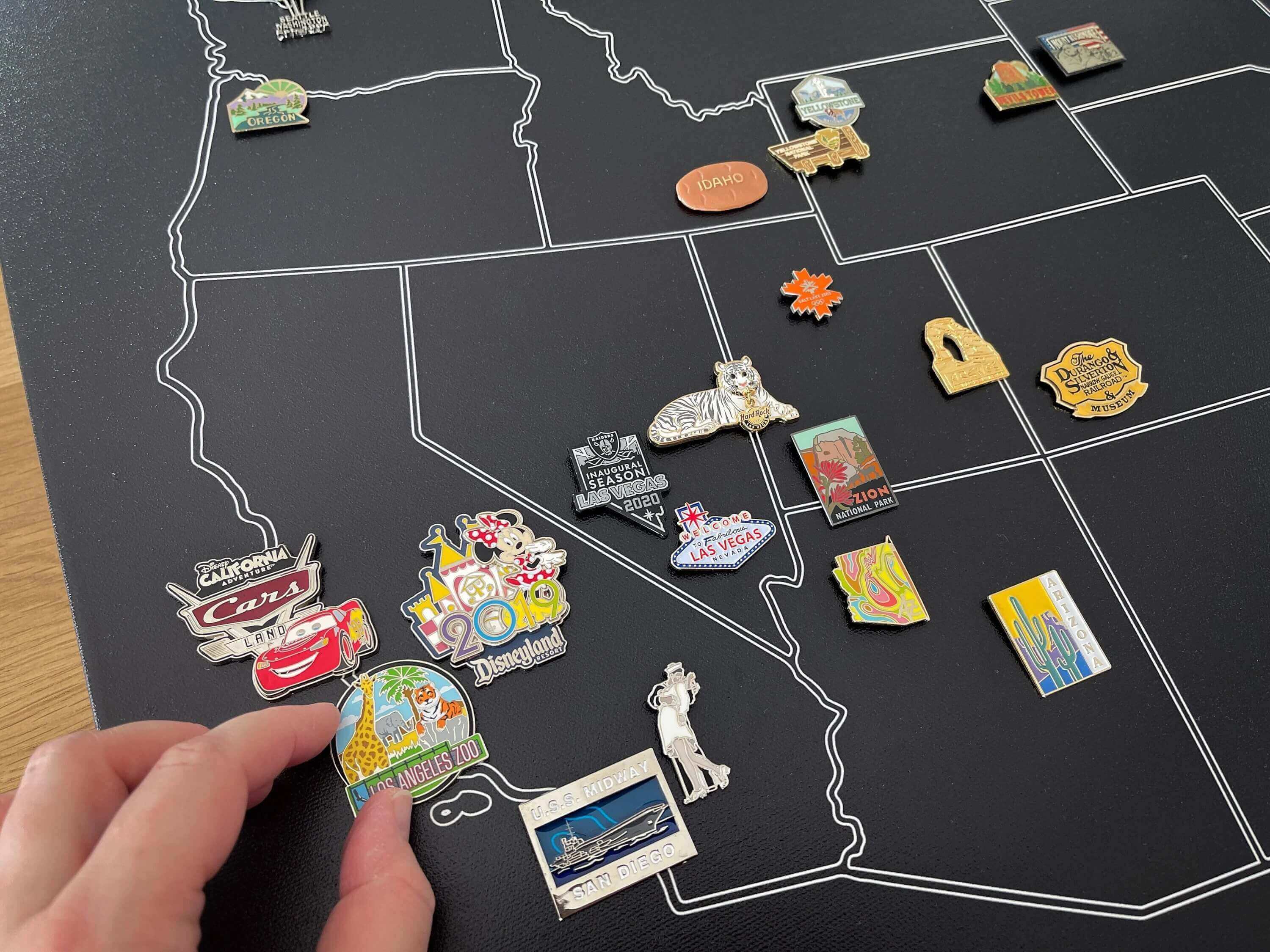 travel-souvenir-enamel-pins-us-map travel-souvenir-enamel-pins-us-map