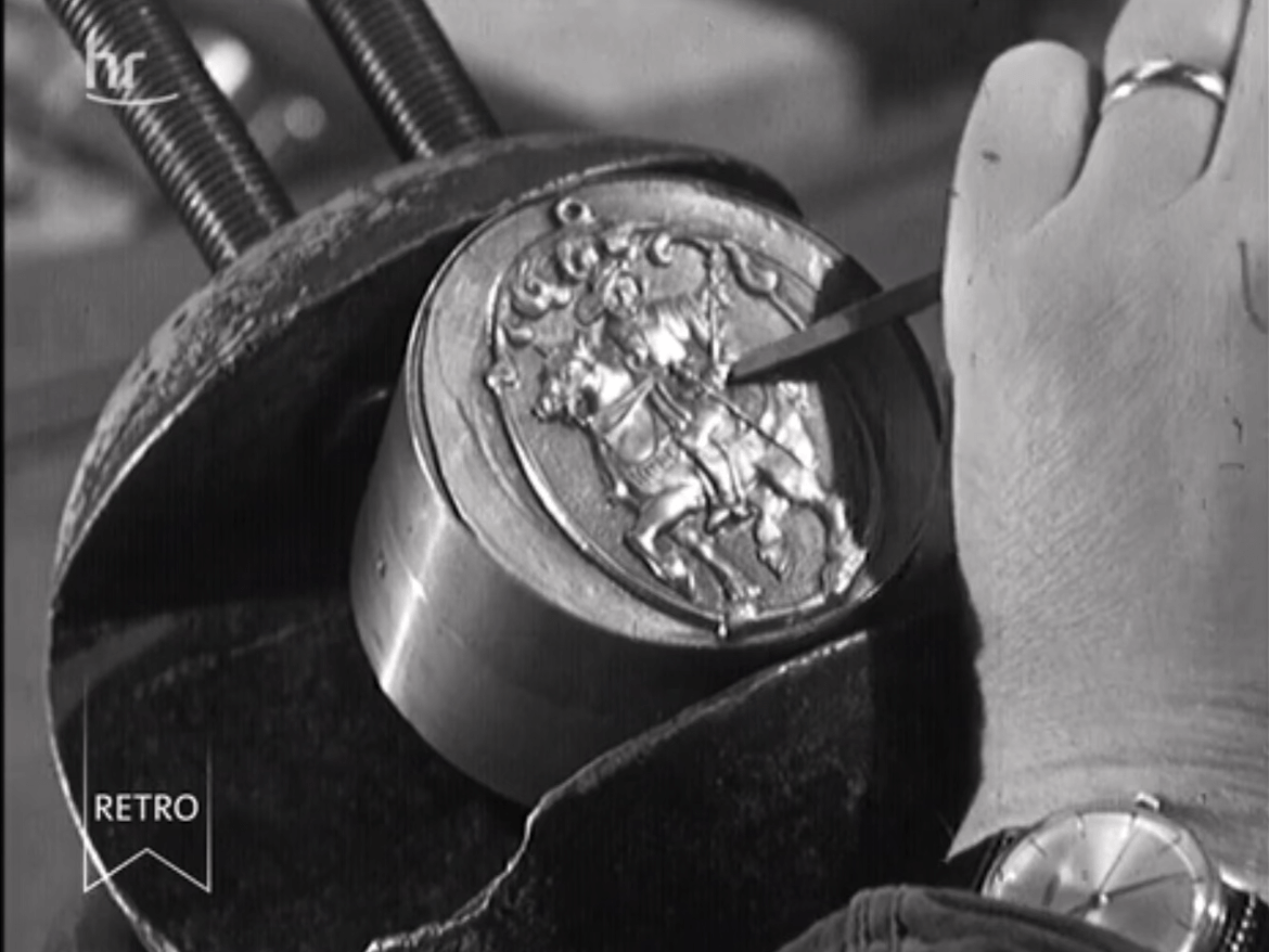 Traditional Mold Engraving Process