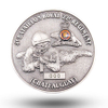 Souvenir 3D effigy custom metal challenge coin commemorating the 4e Bataillon Royal 22e Régiment, featuring a detailed soldier effigy wearing a gas mask and holding a rifle, with the text “Je Me Souviens” and “Chateauguay.” This custom metal challenge coin is designed as a commemorative military souvenir.