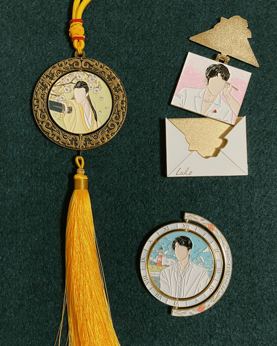 custom-challenge-coin-set-colorful-character-portrait-cutout-designs