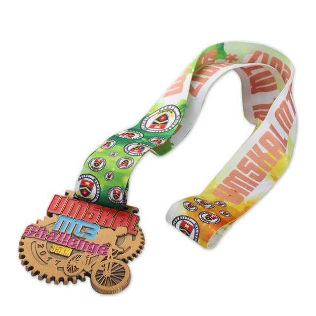 Challenge 35K Bronze Star Cycling Relegious Miraculous Necklace Military Medals And Ribbons